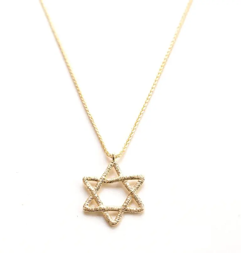 תליון מגן דוד עם שרשרת - זהב