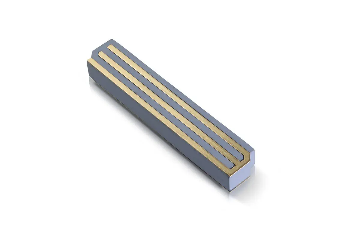 521907