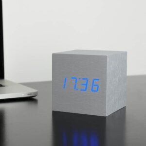 Cube Clock – Classic Look