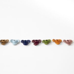 חנוכייה פרחים בודדים